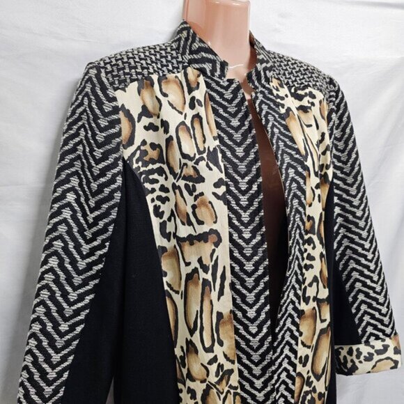Chico's Open Coat Jacket Women Size 2 Animal Print Tapestry - Picture 12 of 13